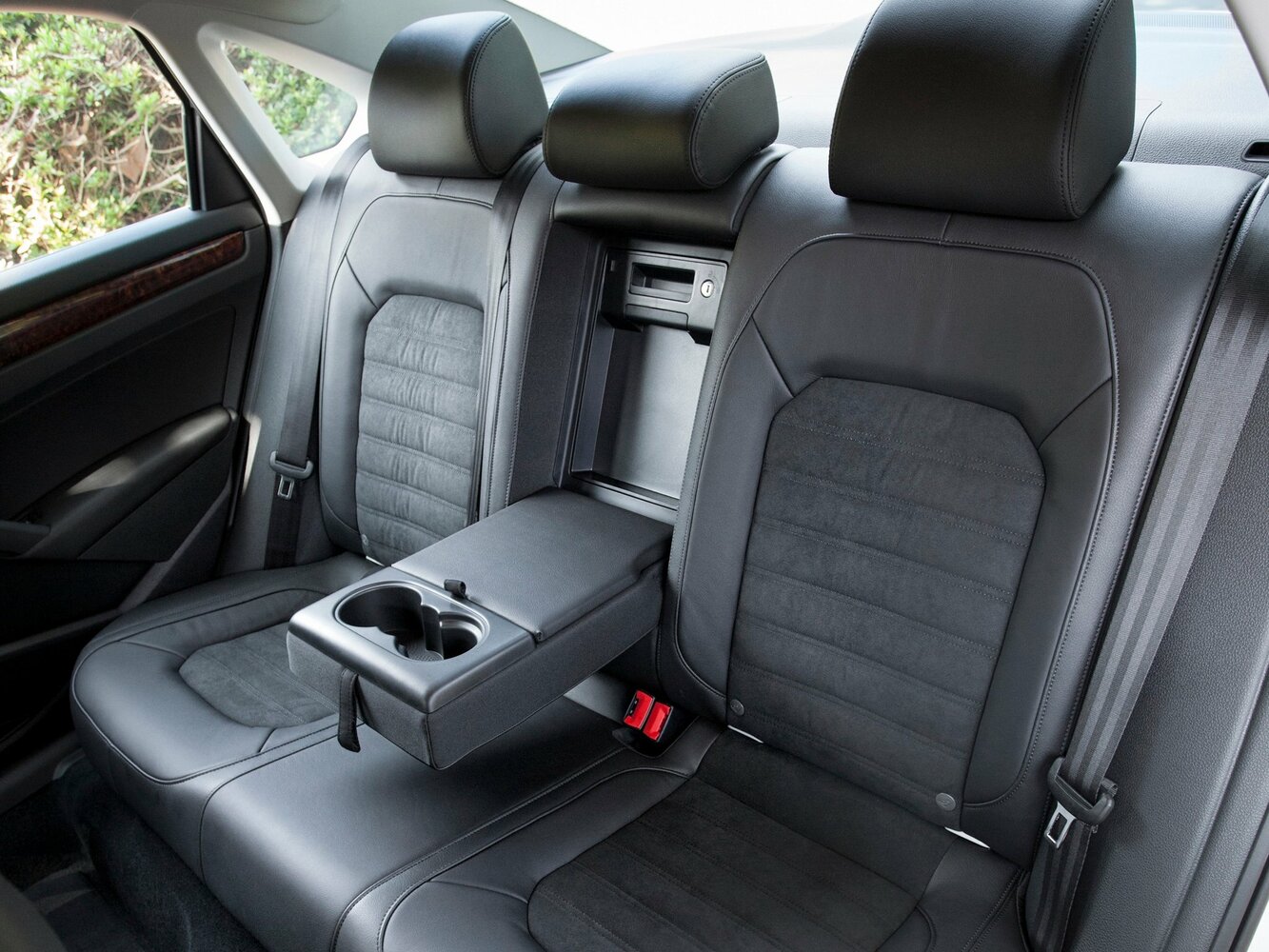 Volkswagen Passat (North America and China) I, 2011, фото 7