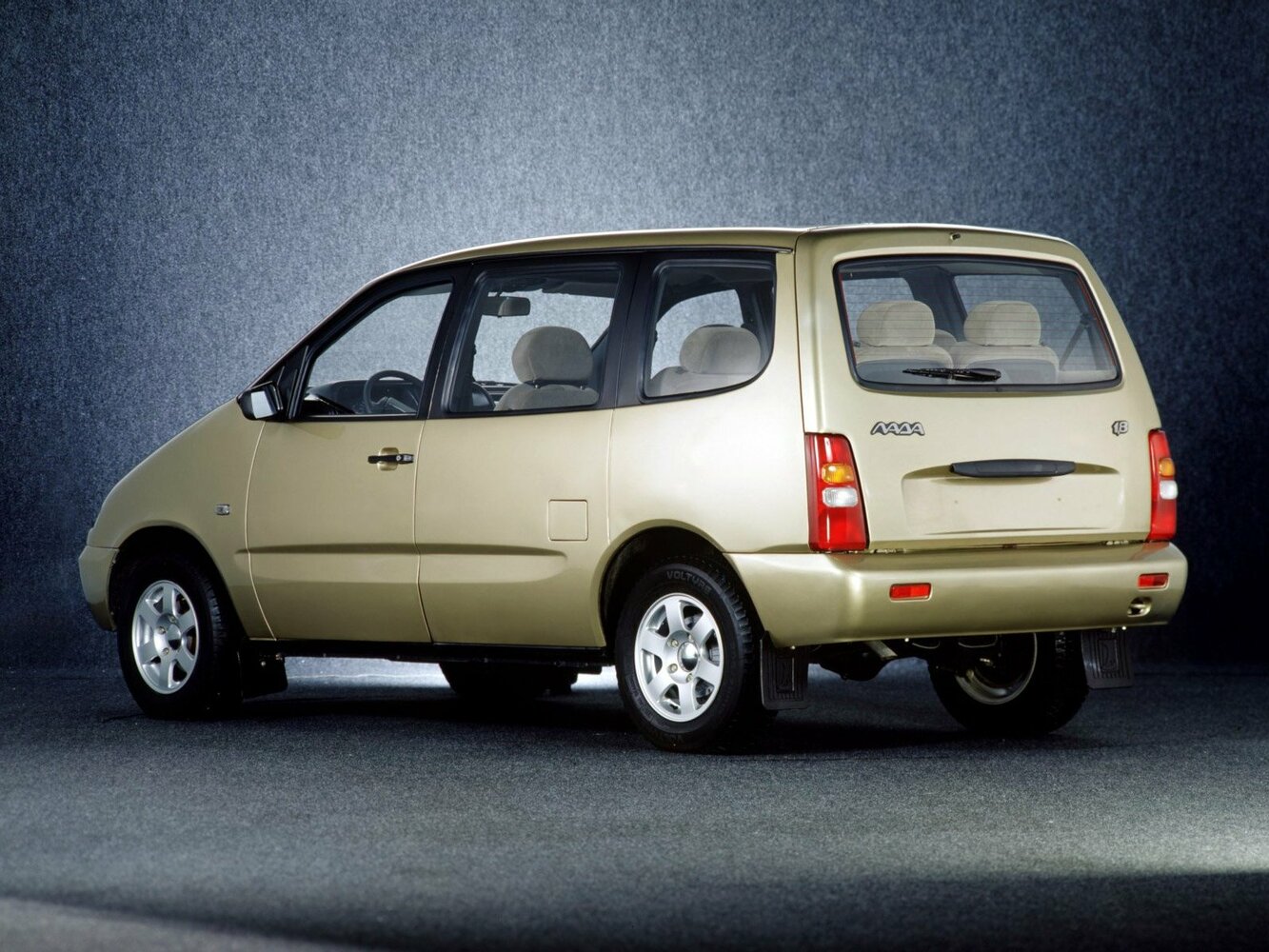 Lada (ВАЗ) 2120 Надежда I Рестайлинг, 2002, фото 1