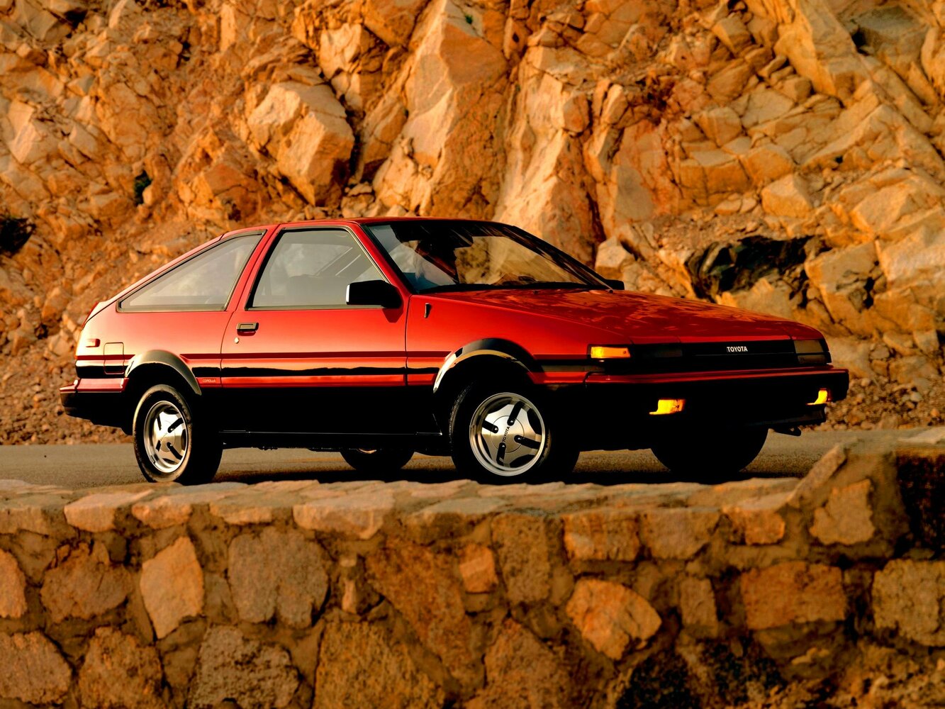 Toyota Corolla V (E80), 1986, фото 1