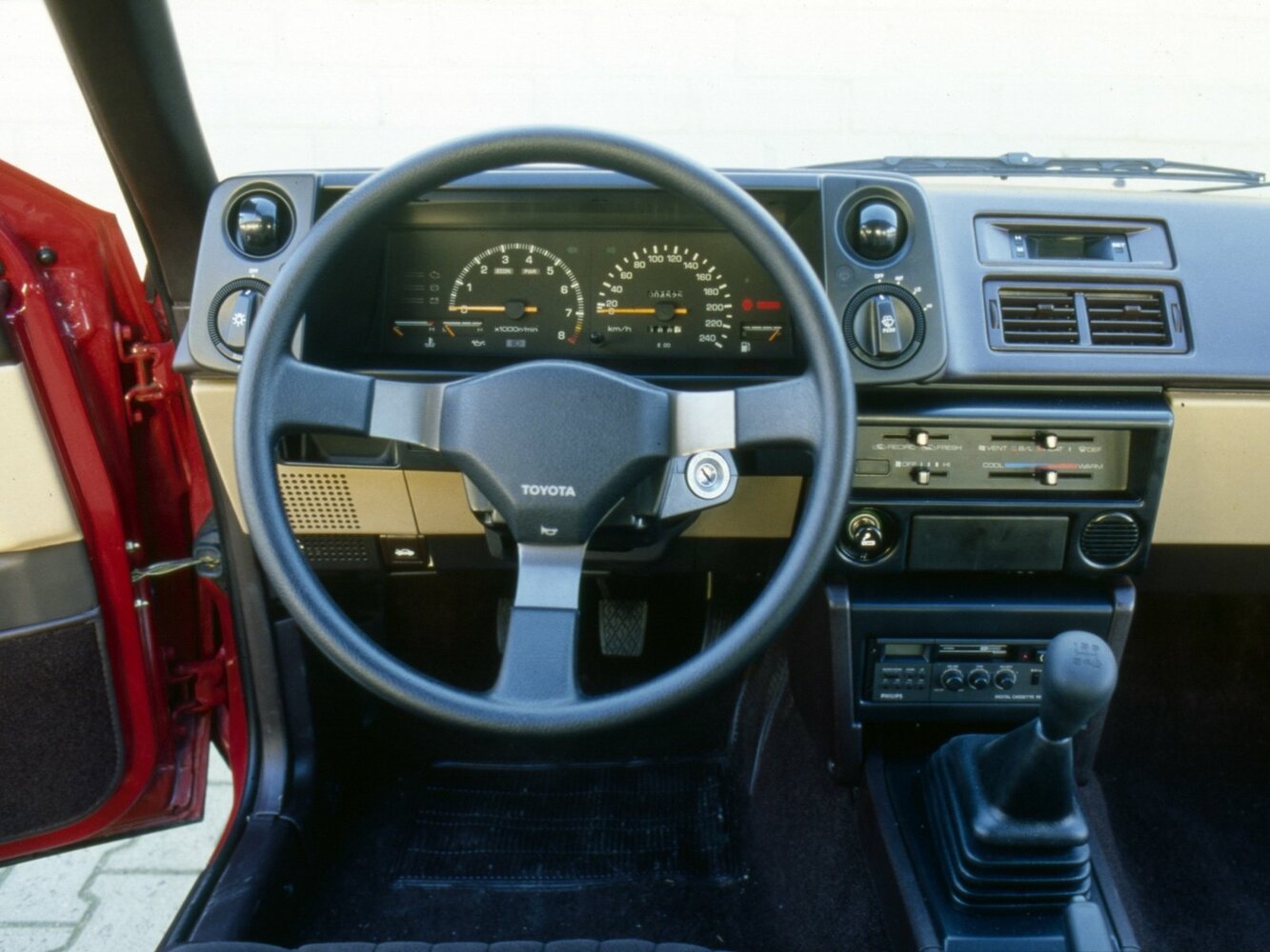 Toyota Corolla V (E80), 1986, фото 3