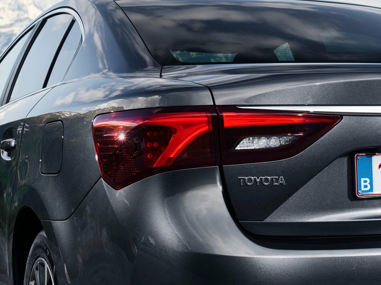 Toyota Avensis III Рестайлинг 2, 2015, фото 8