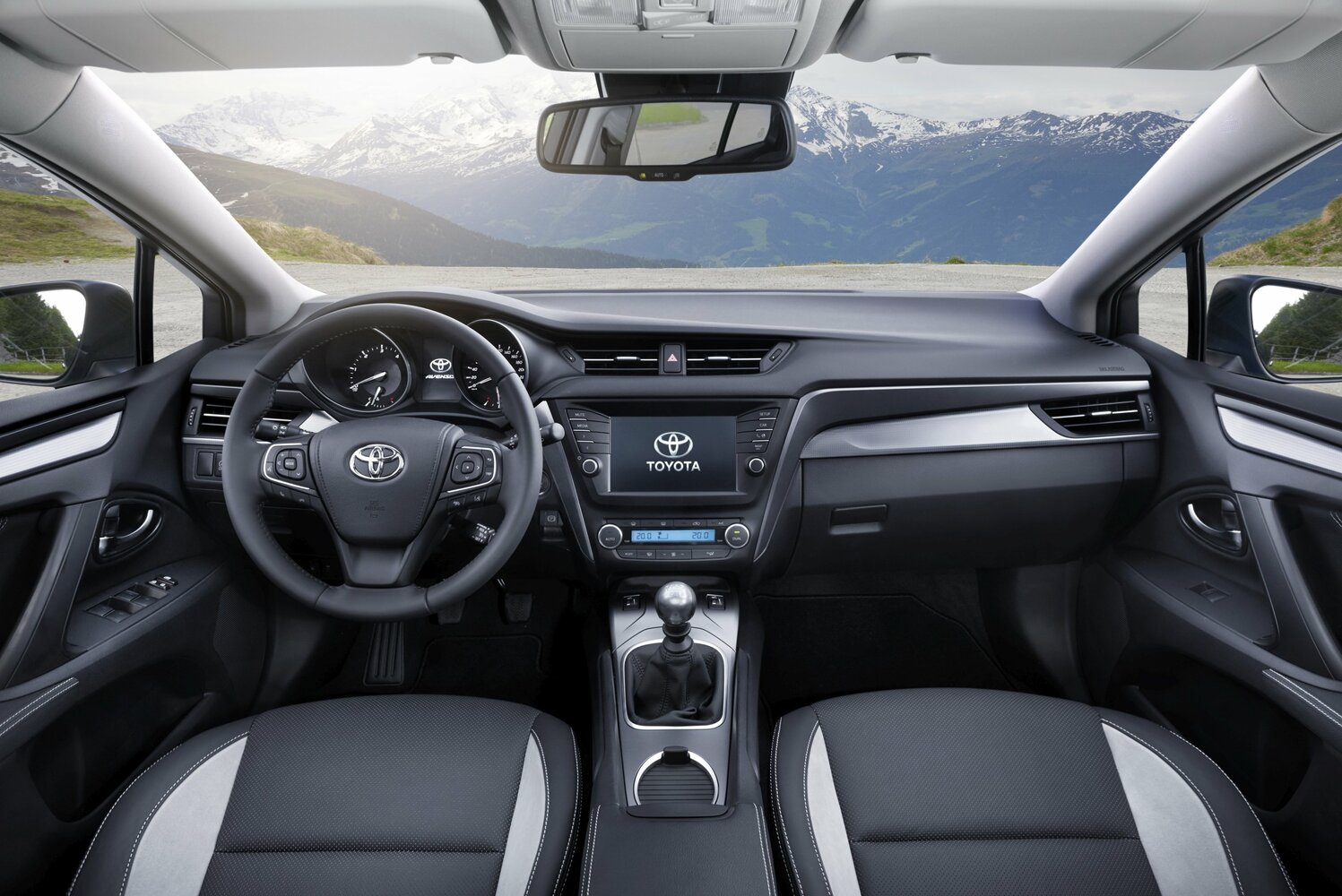 Toyota Avensis III Рестайлинг 2, 2017, фото 13