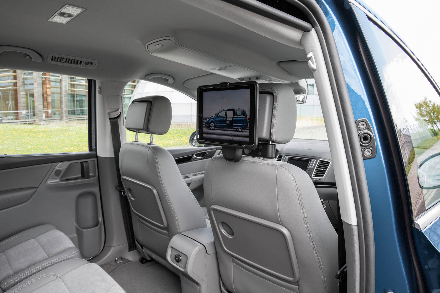 Volkswagen Sharan II Рестайлинг, 2015, фото 12