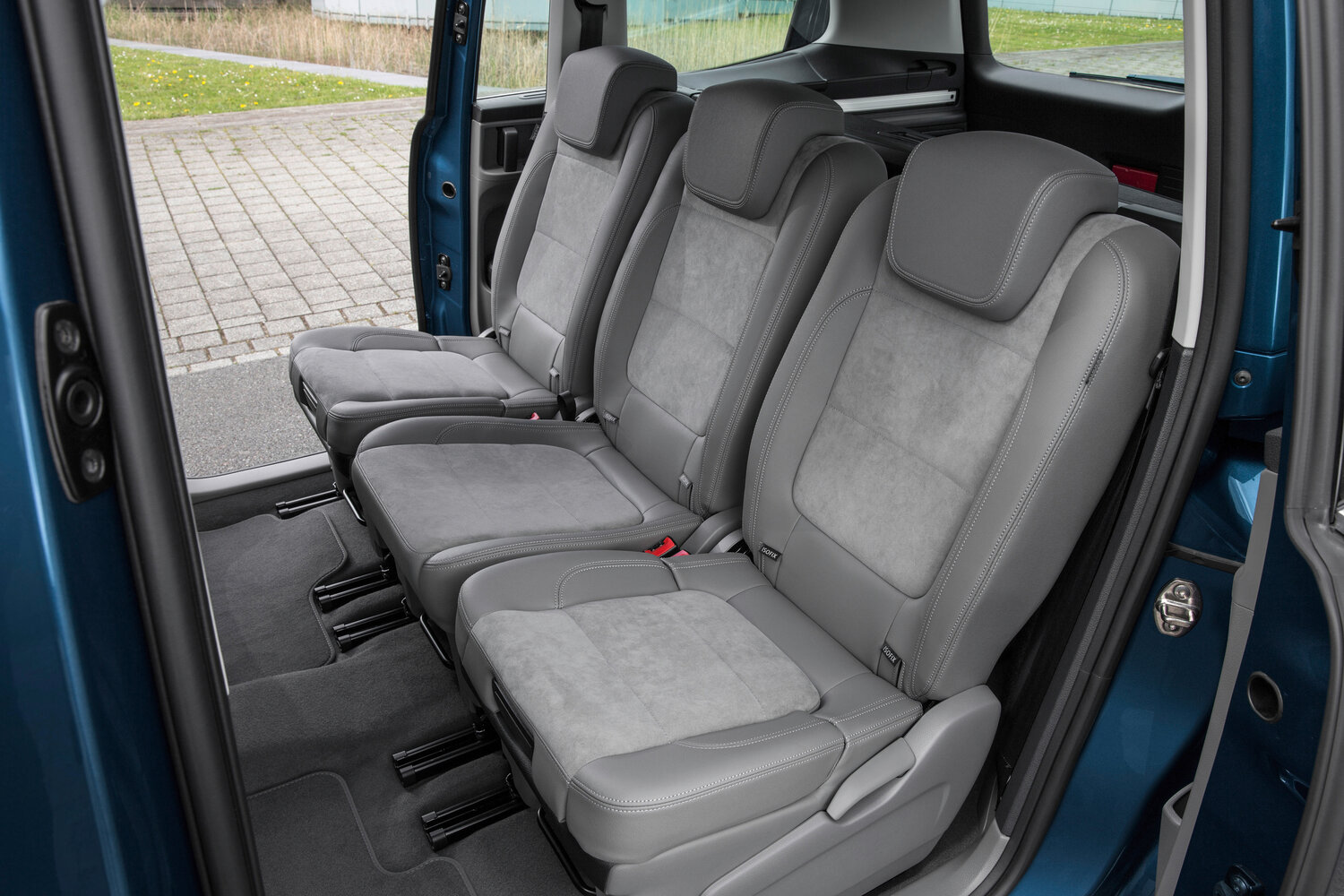 Volkswagen Sharan II Рестайлинг, 2015, фото 2
