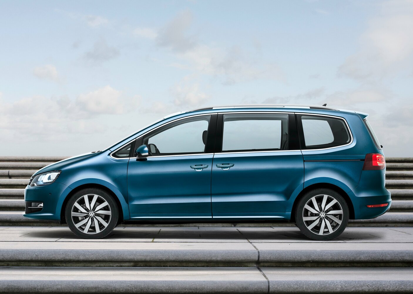 Volkswagen Sharan II Рестайлинг, 2015, фото 4