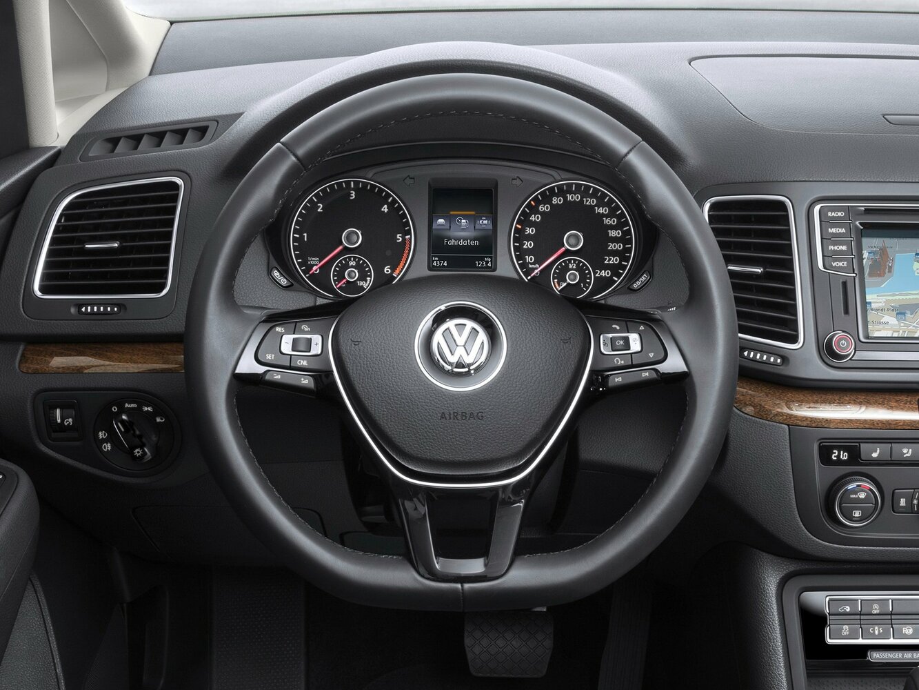 Volkswagen Sharan II Рестайлинг, 2015, фото 7