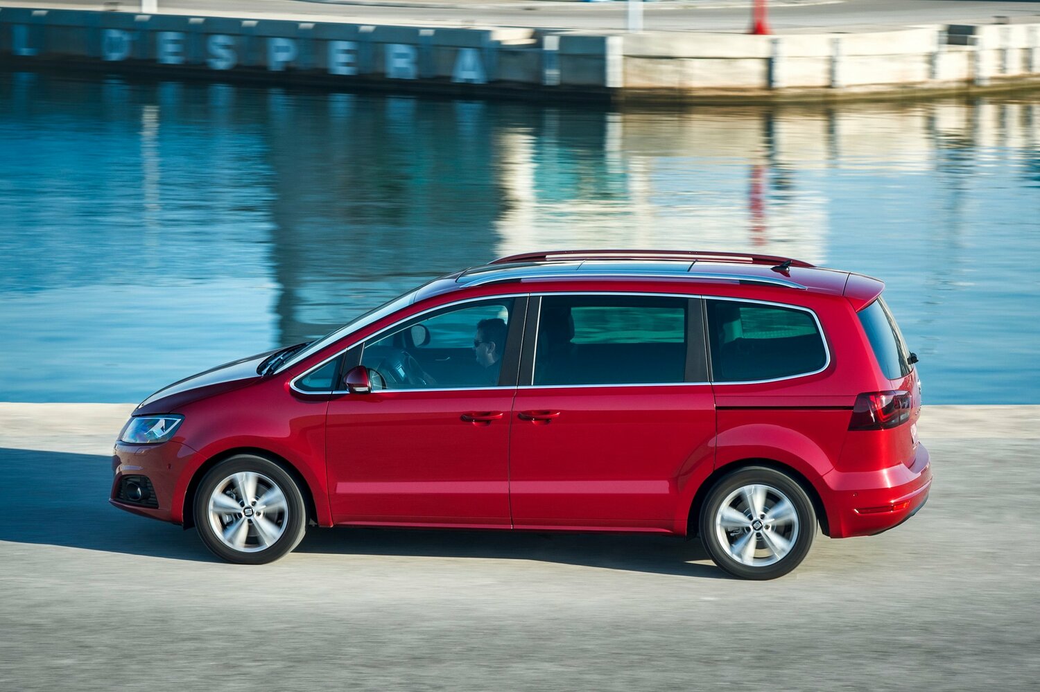 SEAT Alhambra II Рестайлинг, 2017, фото 3