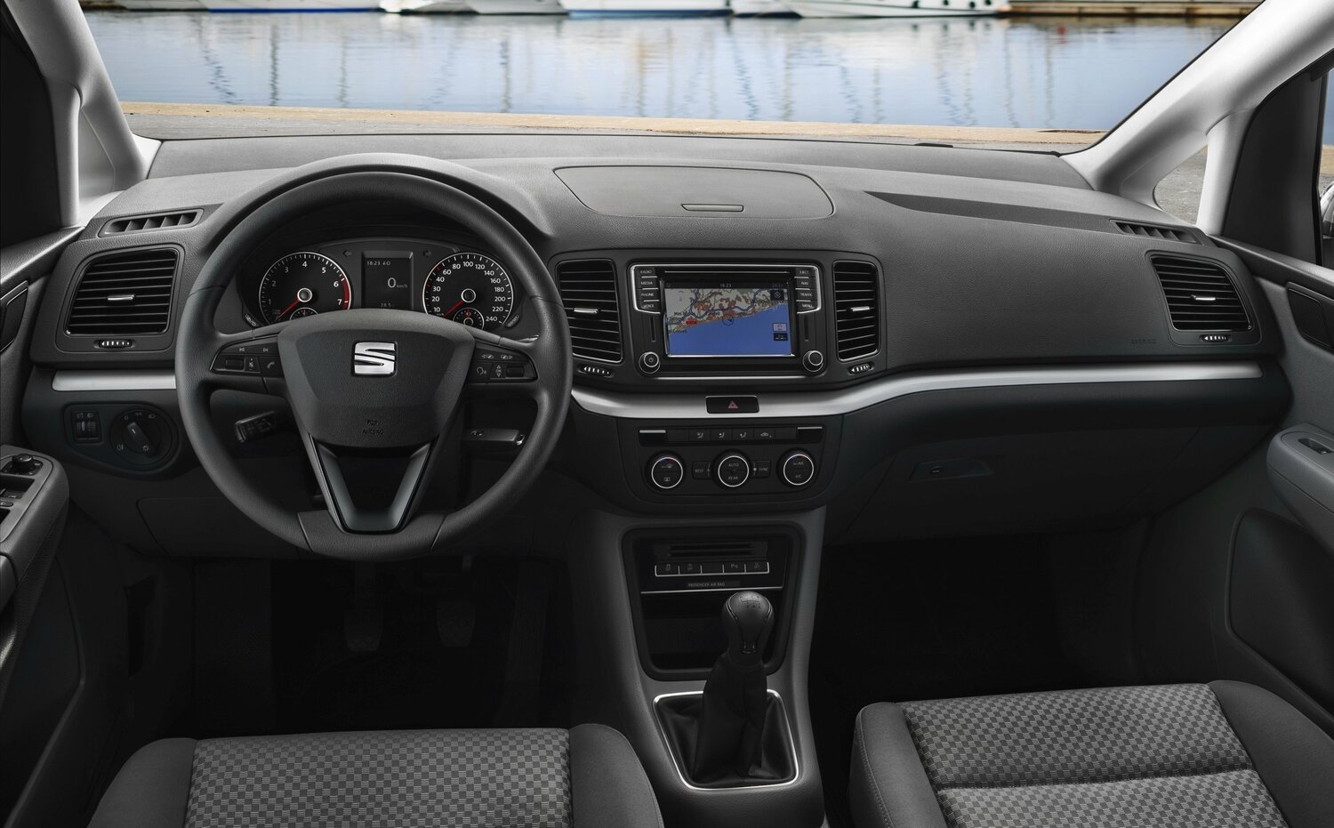 SEAT Alhambra II Рестайлинг, 2017, фото 7