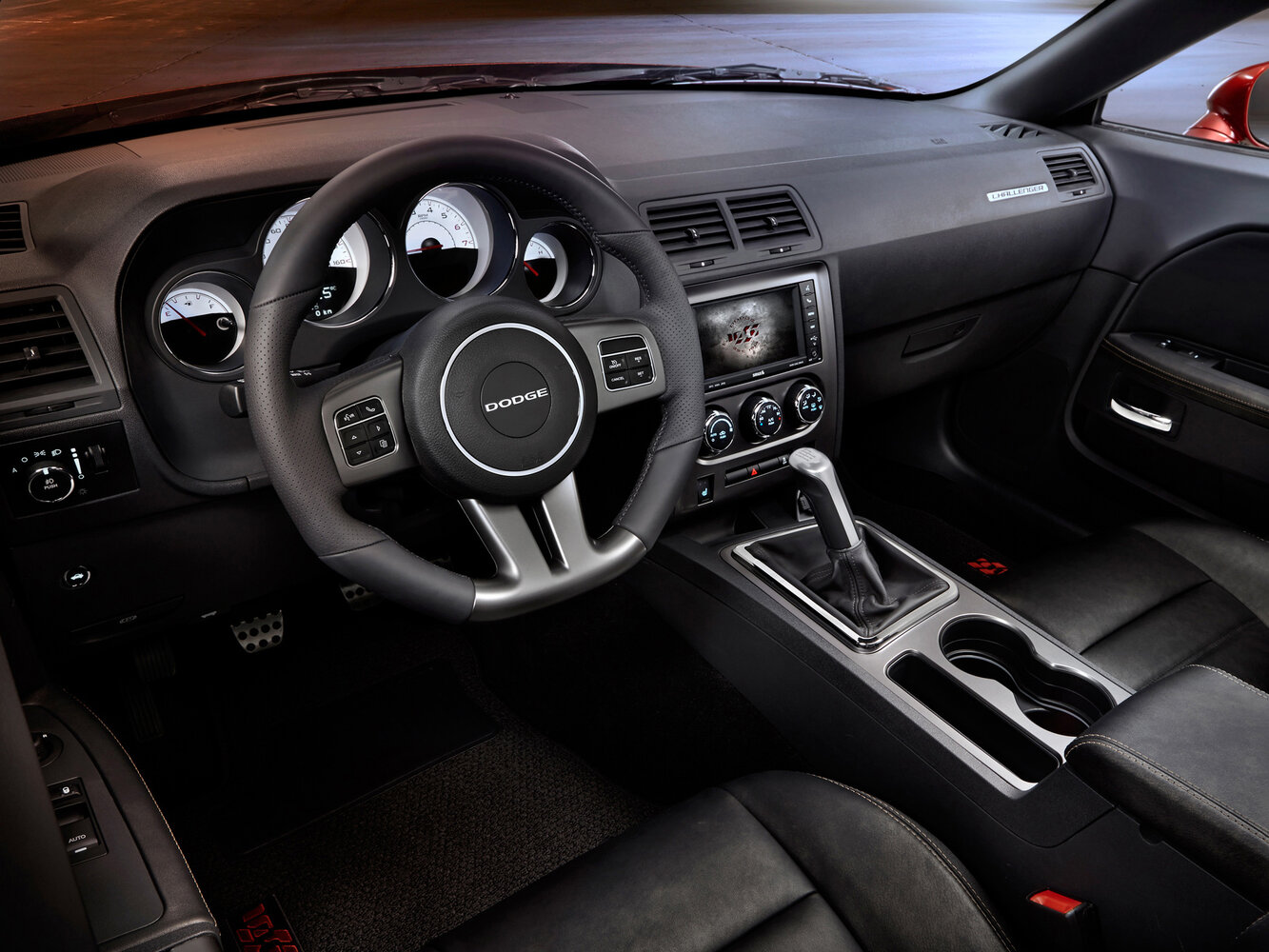 Dodge Challenger III Рестайлинг, 2012, фото 13