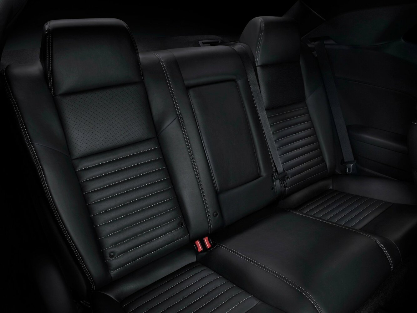 Dodge Challenger III Рестайлинг, 2012, фото 9