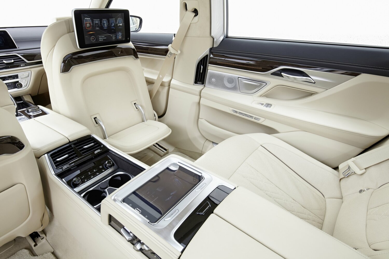 BMW 7 series VI (G11/G12), 2017, фото 11