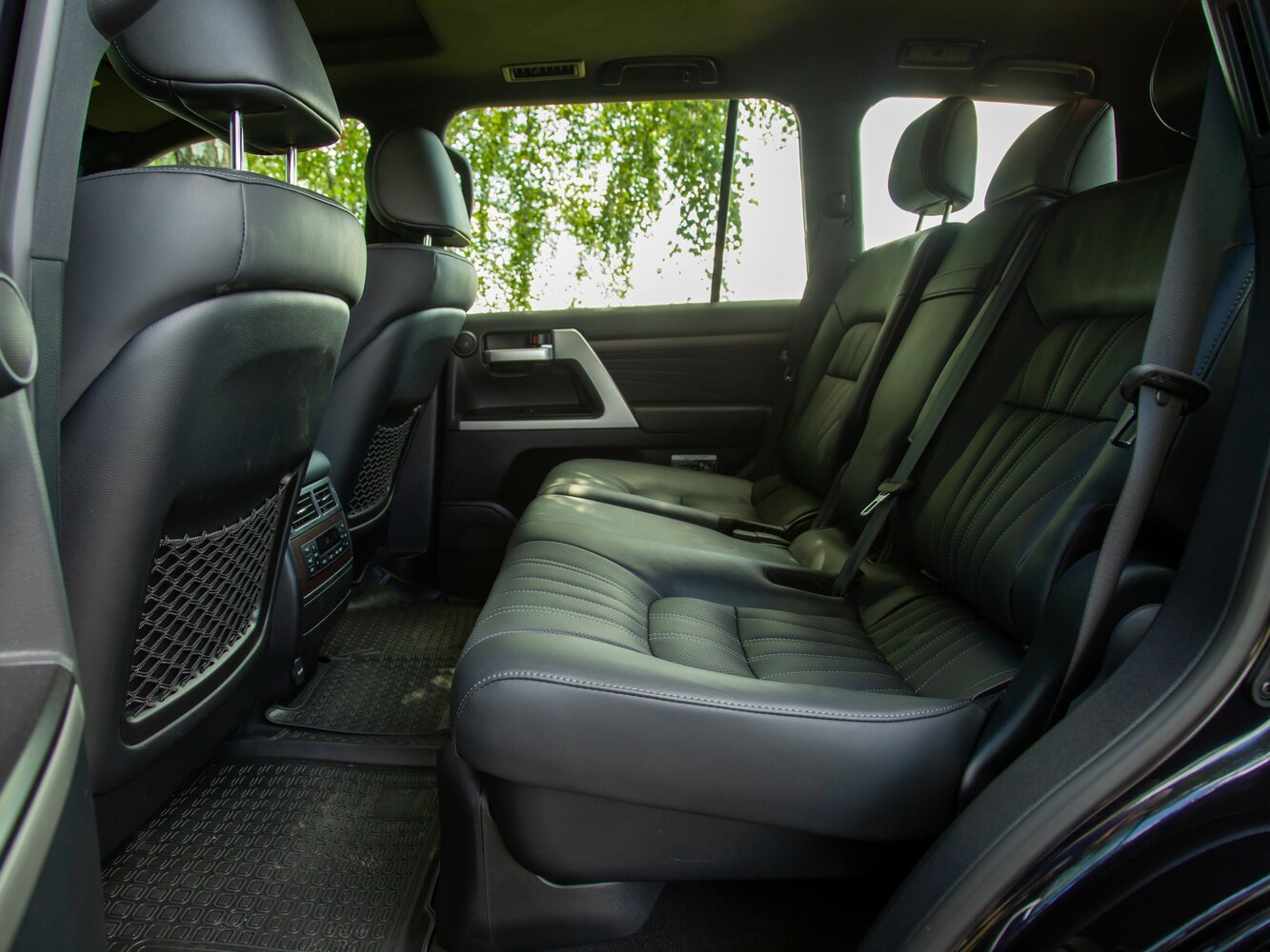 Toyota Land Cruiser 200 Series Рестайлинг 2, 2015, фото 2