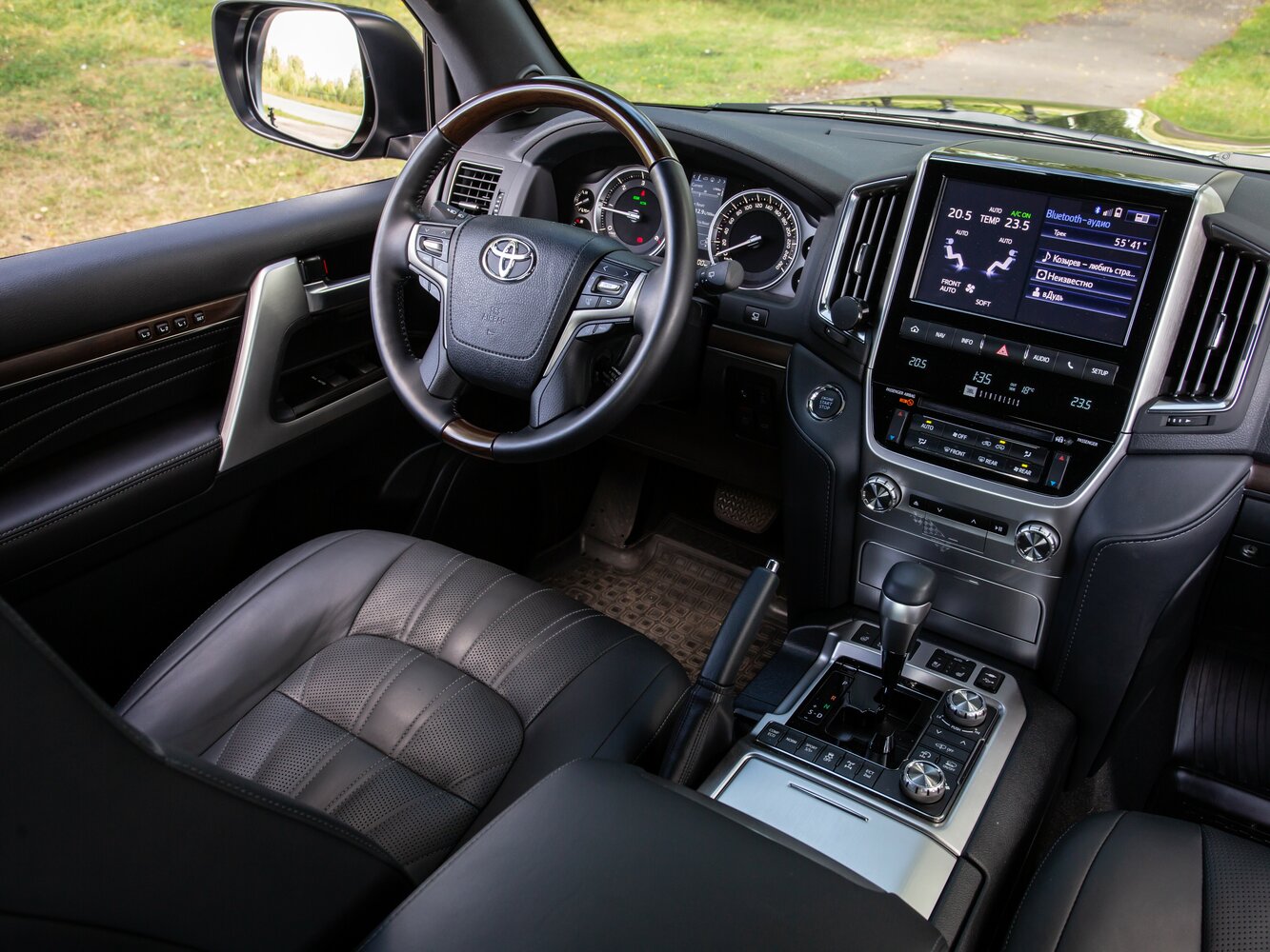 Toyota Land Cruiser 200 Series Рестайлинг 2, 2015, фото 23