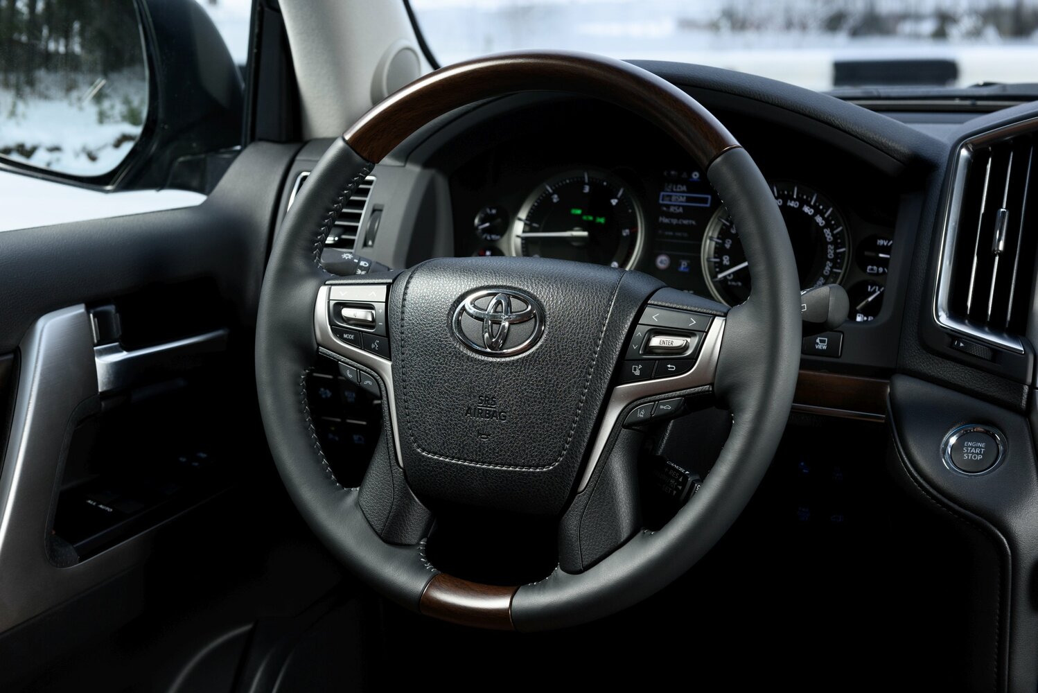 Toyota Land Cruiser 200 Series Рестайлинг 2, 2015, фото 26