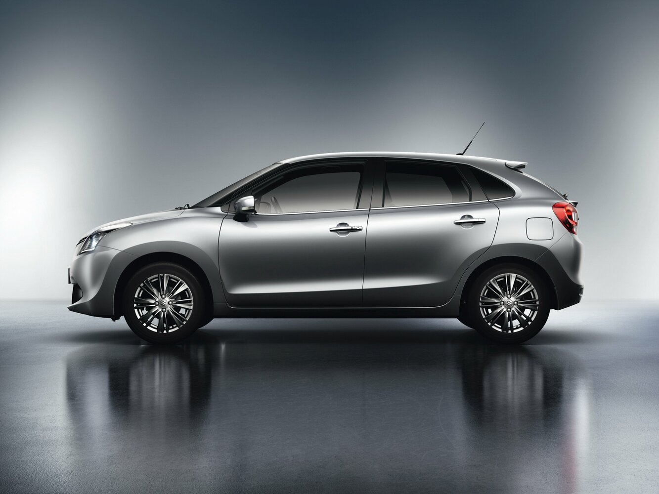 Suzuki Baleno II, 2016, фото 9