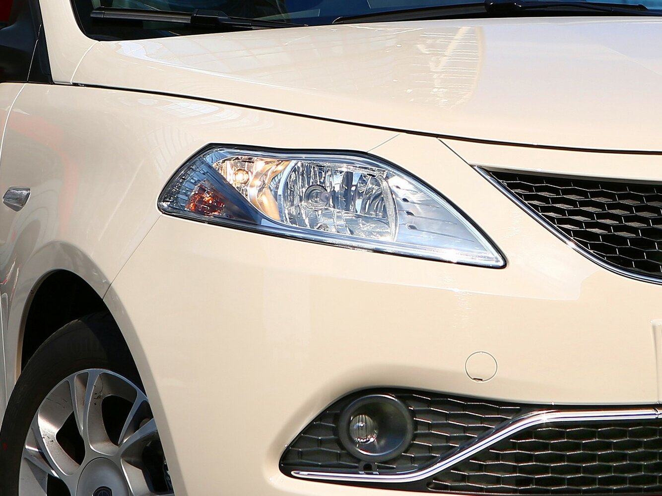 Lancia Ypsilon III (Type 846) Рестайлинг, 2023, фото 5