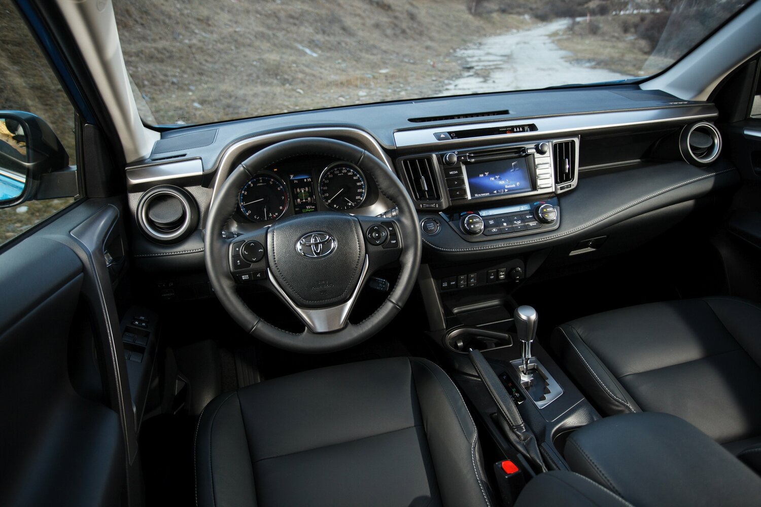 Toyota RAV4 IV (XA40) Рестайлинг, 2015, фото 6