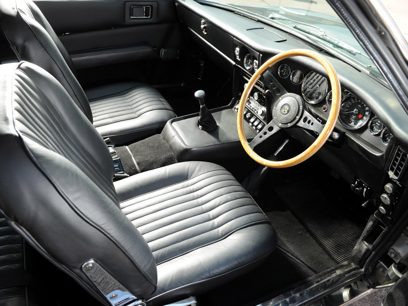 Aston Martin DBS I, 1967, фото 7