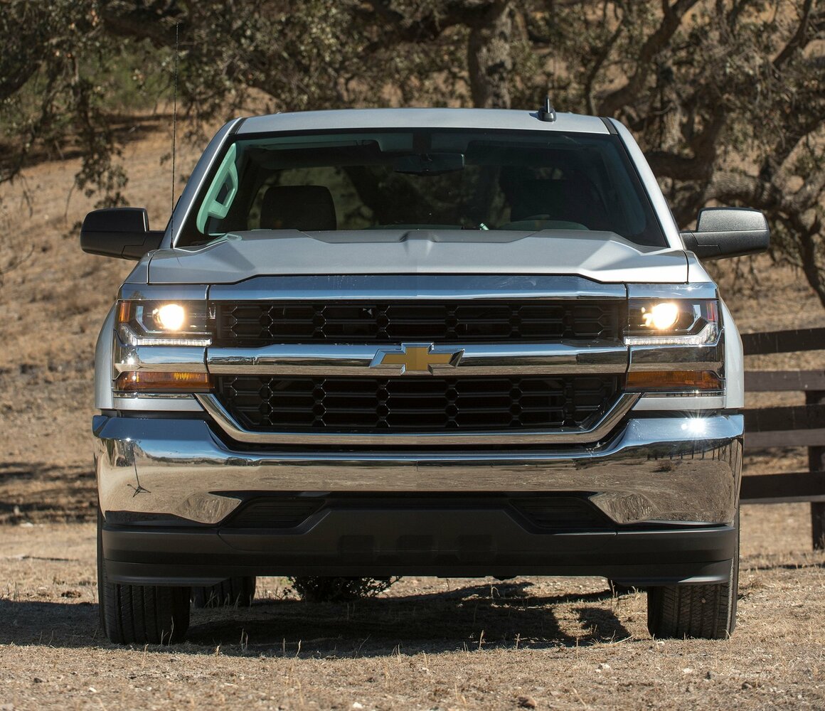 Chevrolet Silverado III (K2XX) Рестайлинг, 2017, фото 3