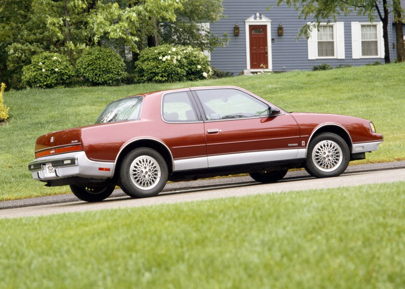 Oldsmobile Toronado IV, 1985, фото 1
