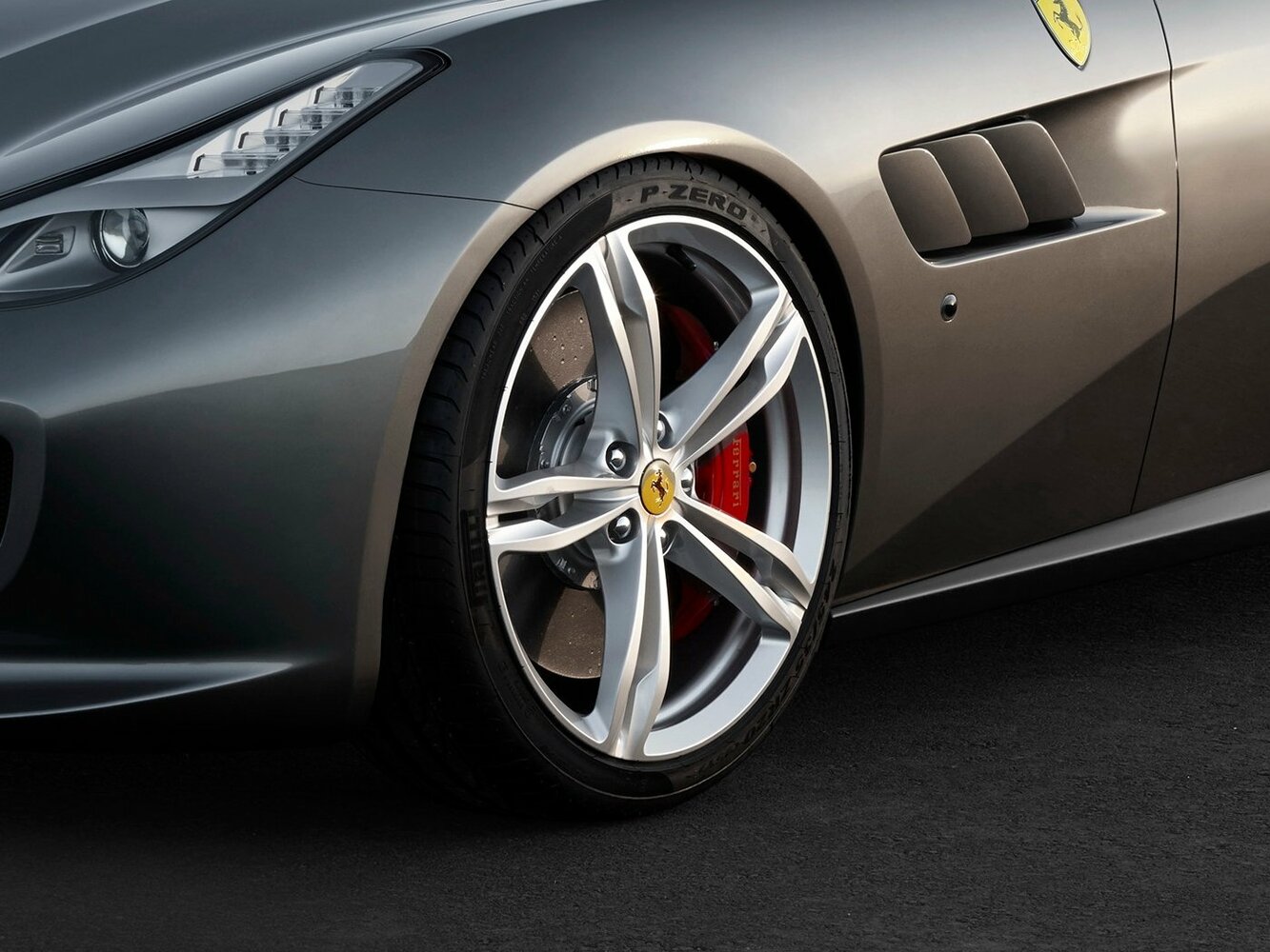 Ferrari GTC4Lusso, 2018, фото 18