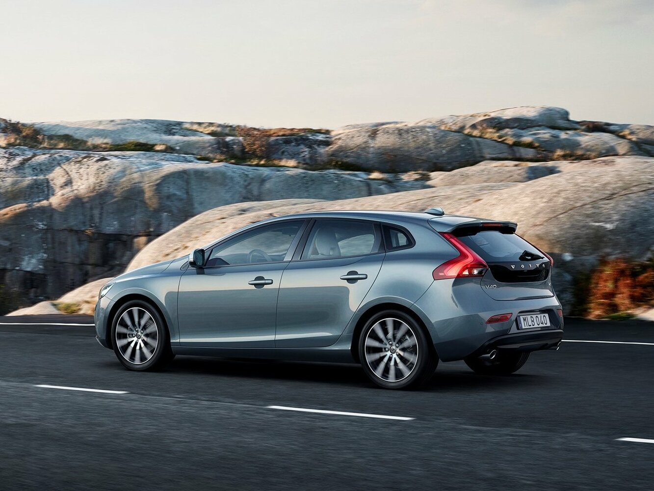Volvo V40 II Рестайлинг, 2016, фото 14