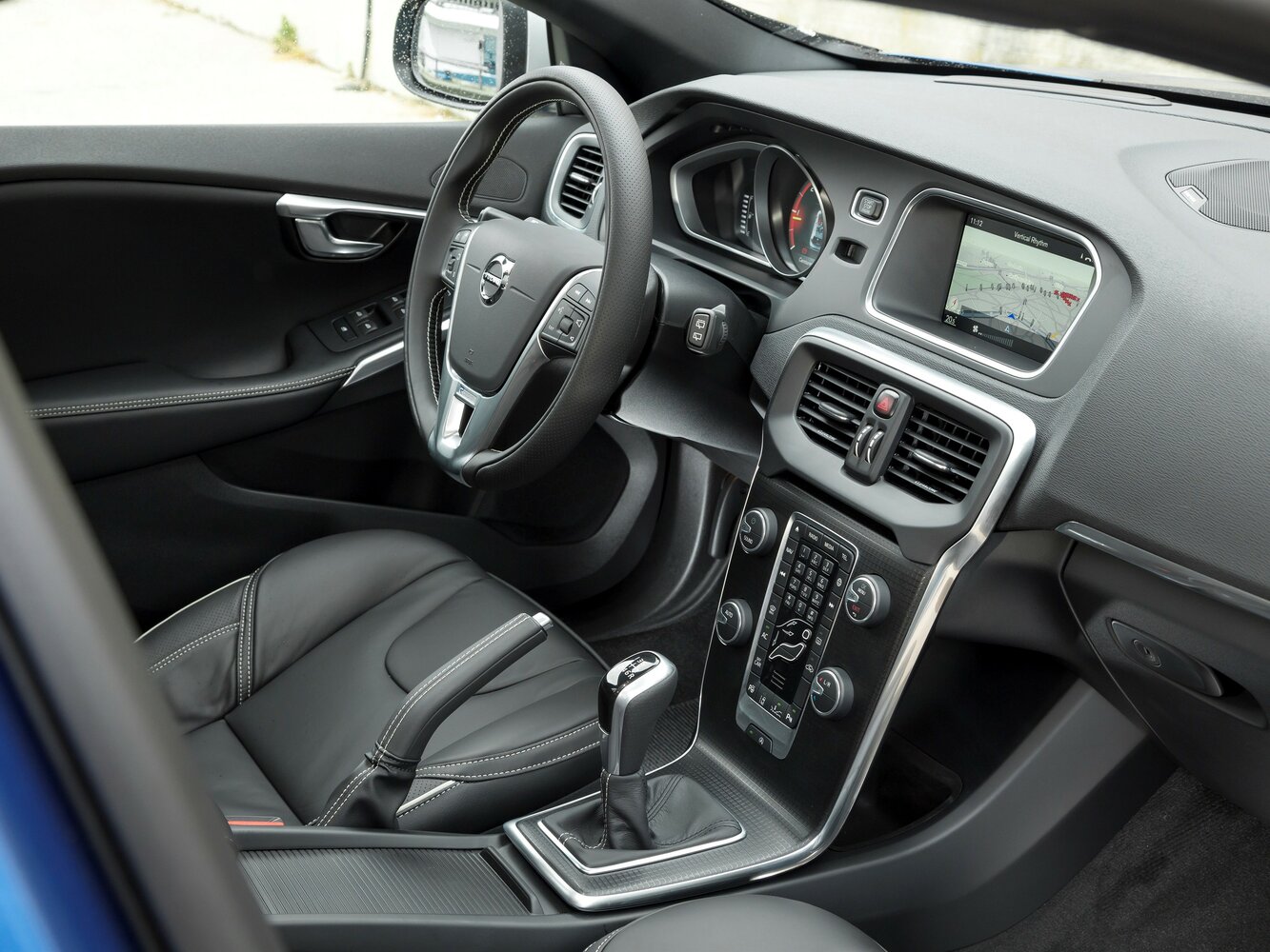 Volvo V40 II Рестайлинг, 2016, фото 3