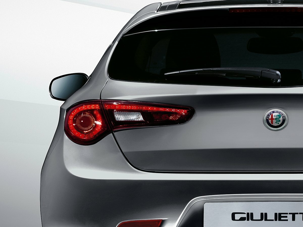 Alfa Romeo Giulietta III Рестайлинг, 2017, фото 7