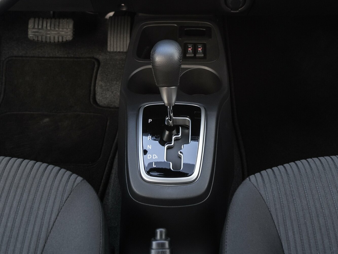Mitsubishi Mirage VI Рестайлинг, 2015, фото 4