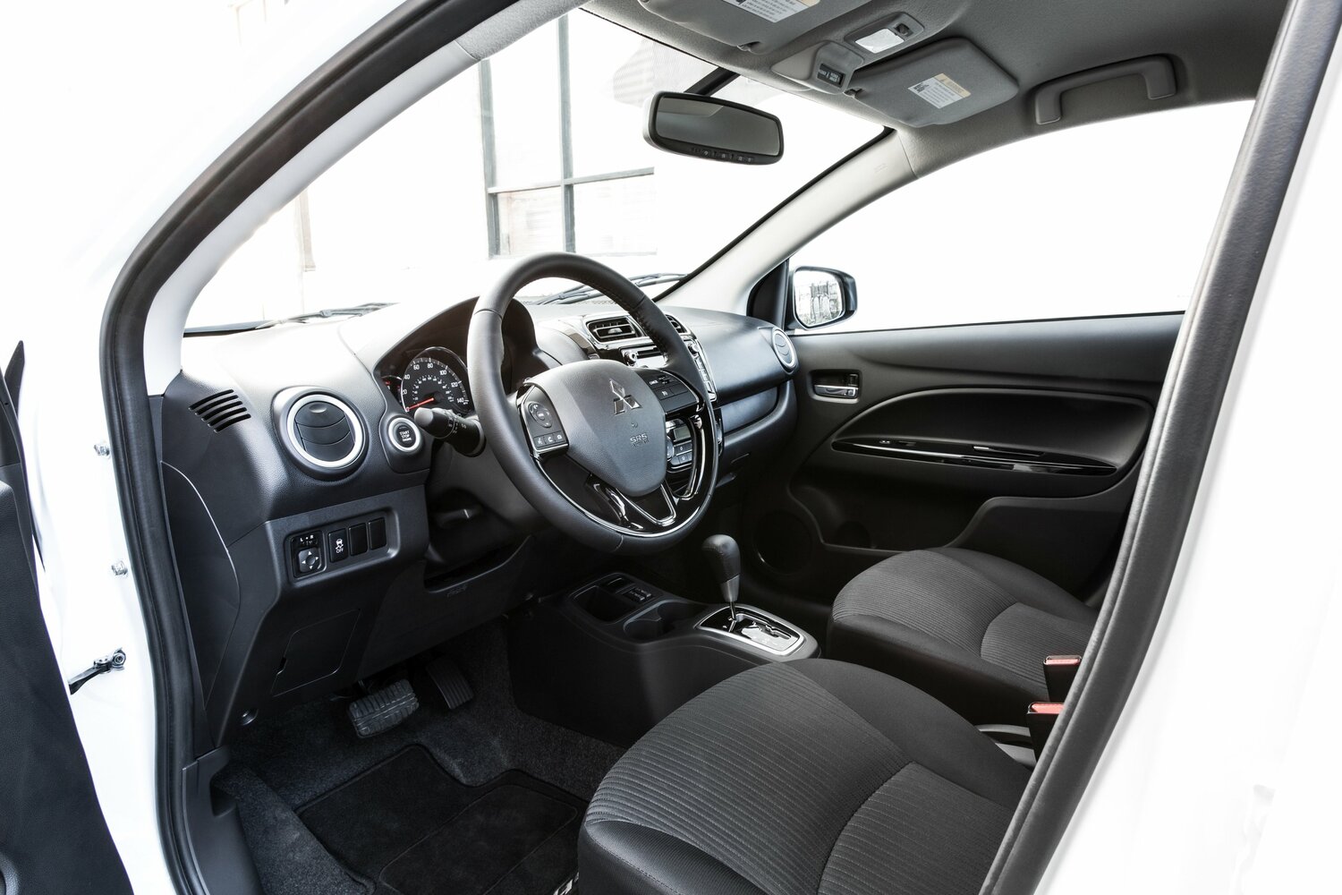 Mitsubishi Mirage VI Рестайлинг, 2015, фото 5
