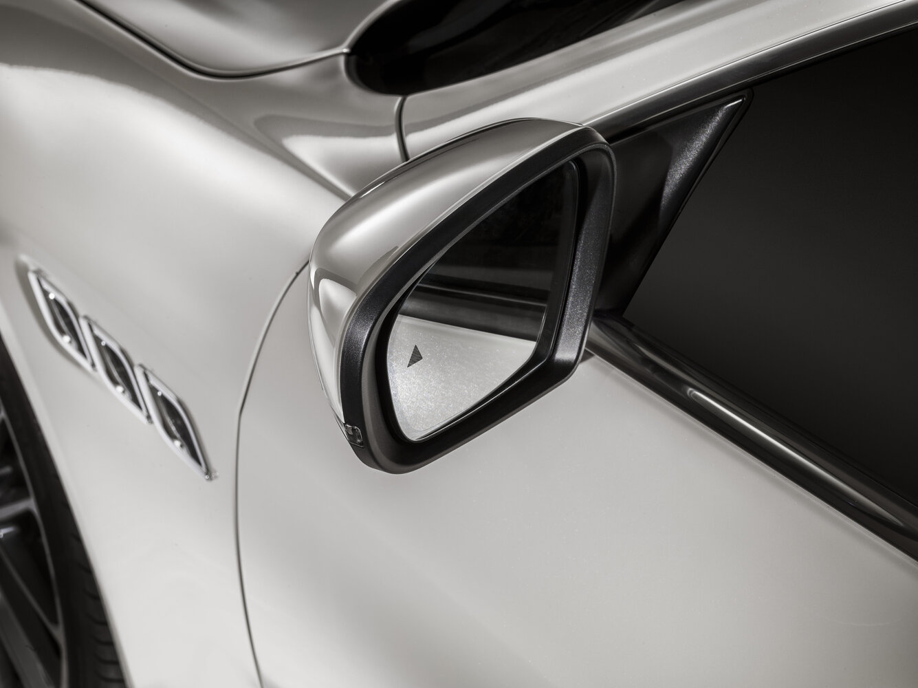 Maserati Quattroporte VI Рестайлинг, 2019, фото 8