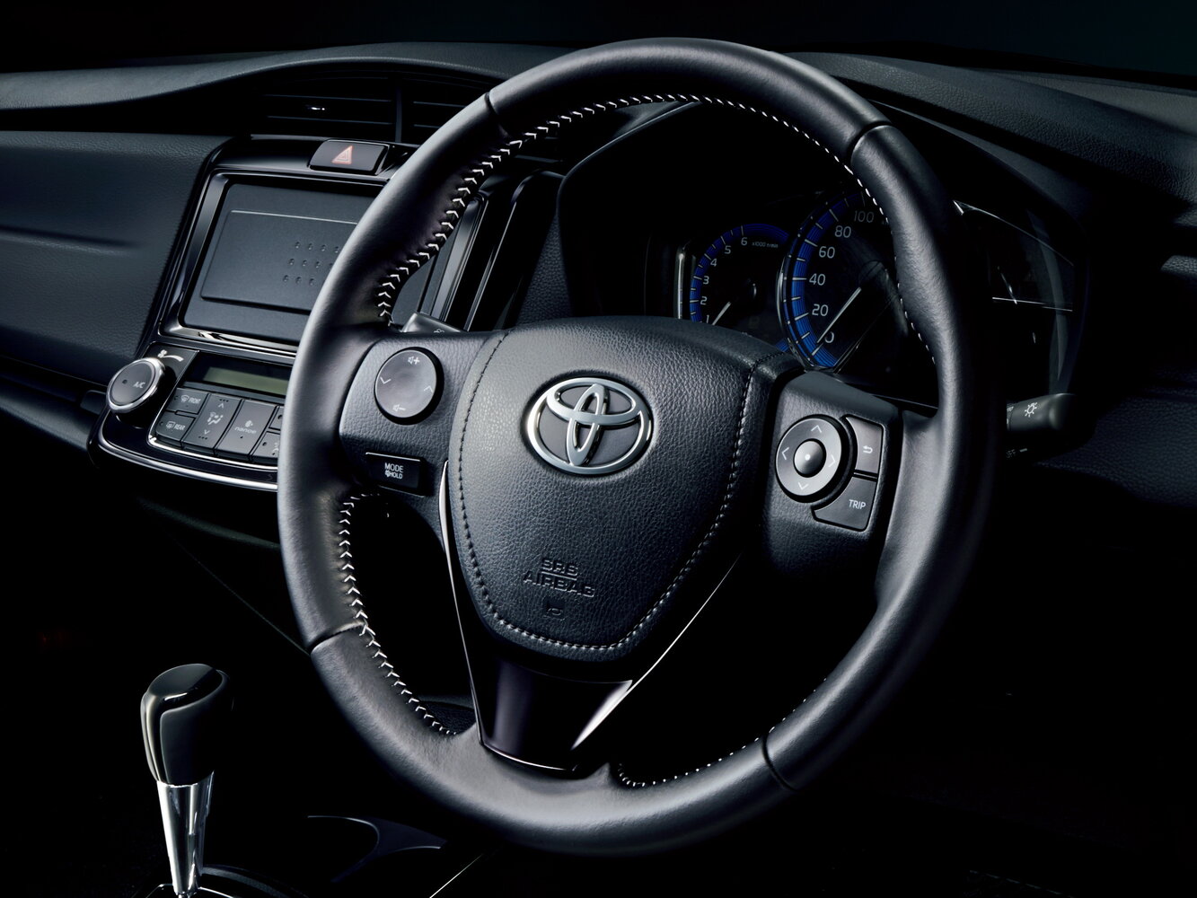 Toyota Corolla XI (E160, E170, E180), 2014, фото 1