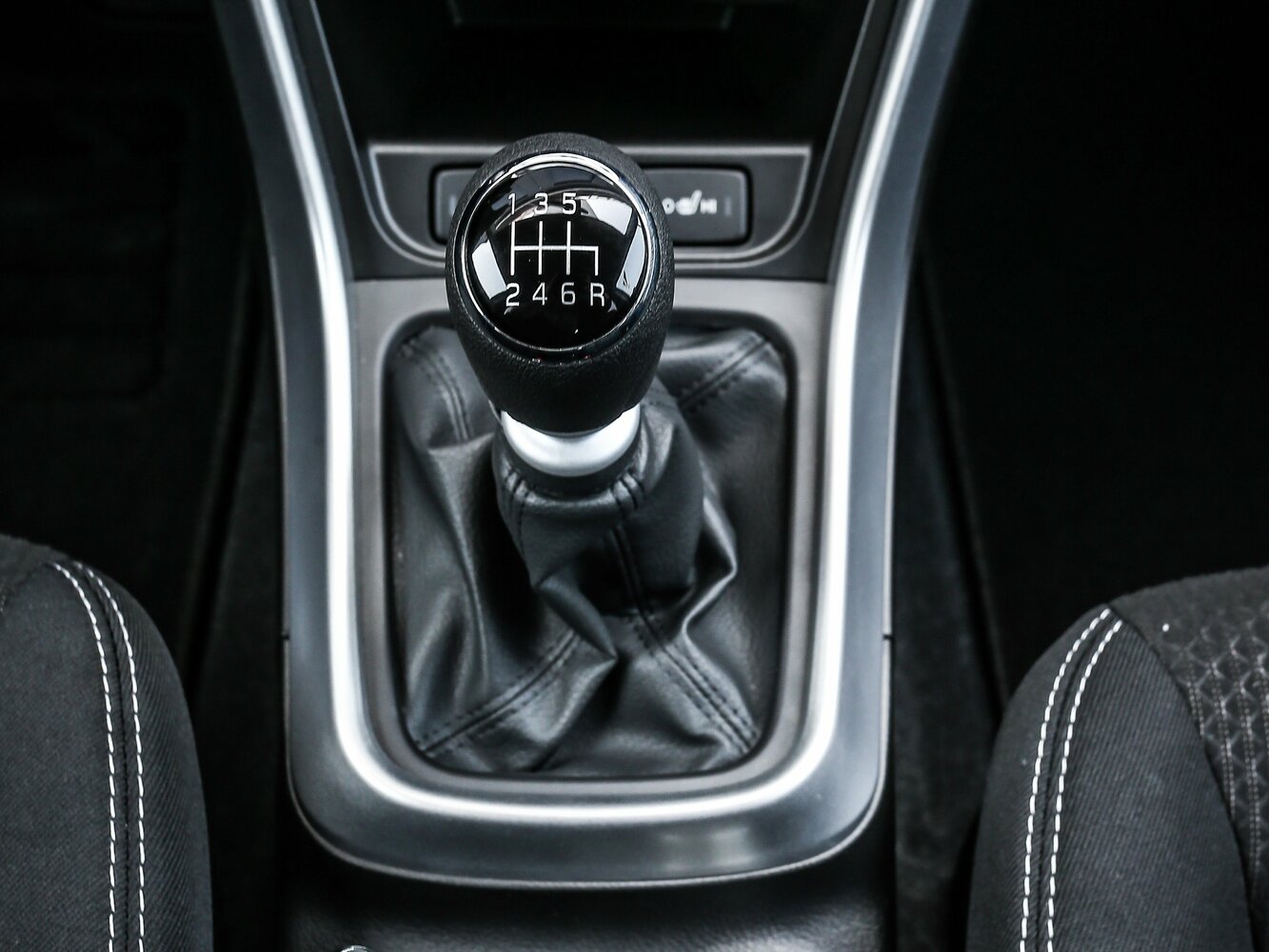 Suzuki SX4 II (S-Cross) Рестайлинг, 2019, фото 37