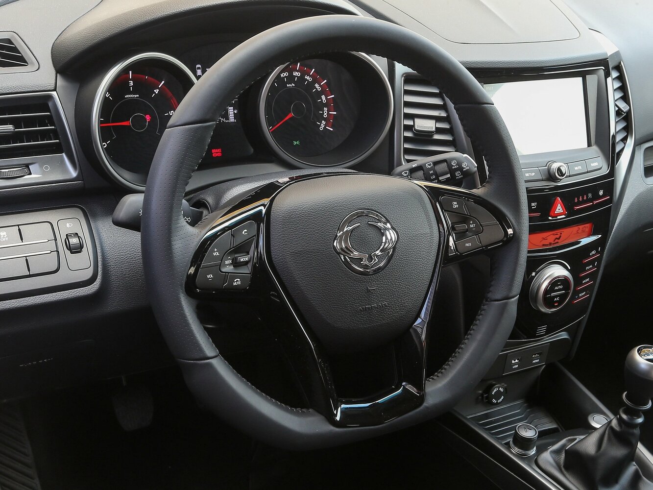 SsangYong XLV I, 2022, фото 4