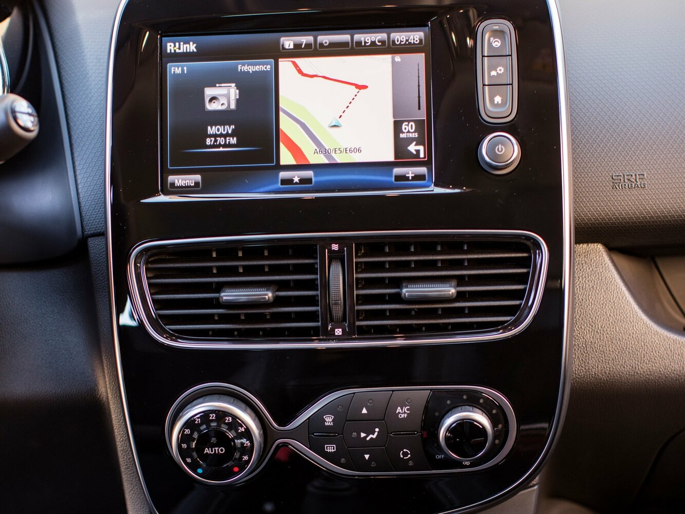 Renault Clio IV Рестайлинг, 2018, фото 4
