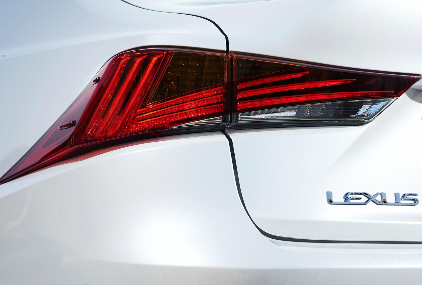 Lexus IS III Рестайлинг, 2017, фото 2