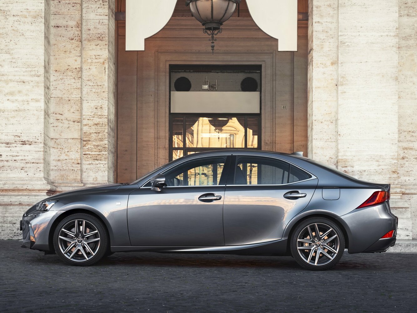 Lexus IS III Рестайлинг, 2017, фото 16