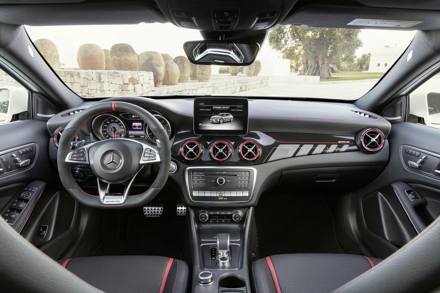 Mercedes-Benz GLA AMG I (X156) Рестайлинг, 2019, фото 9