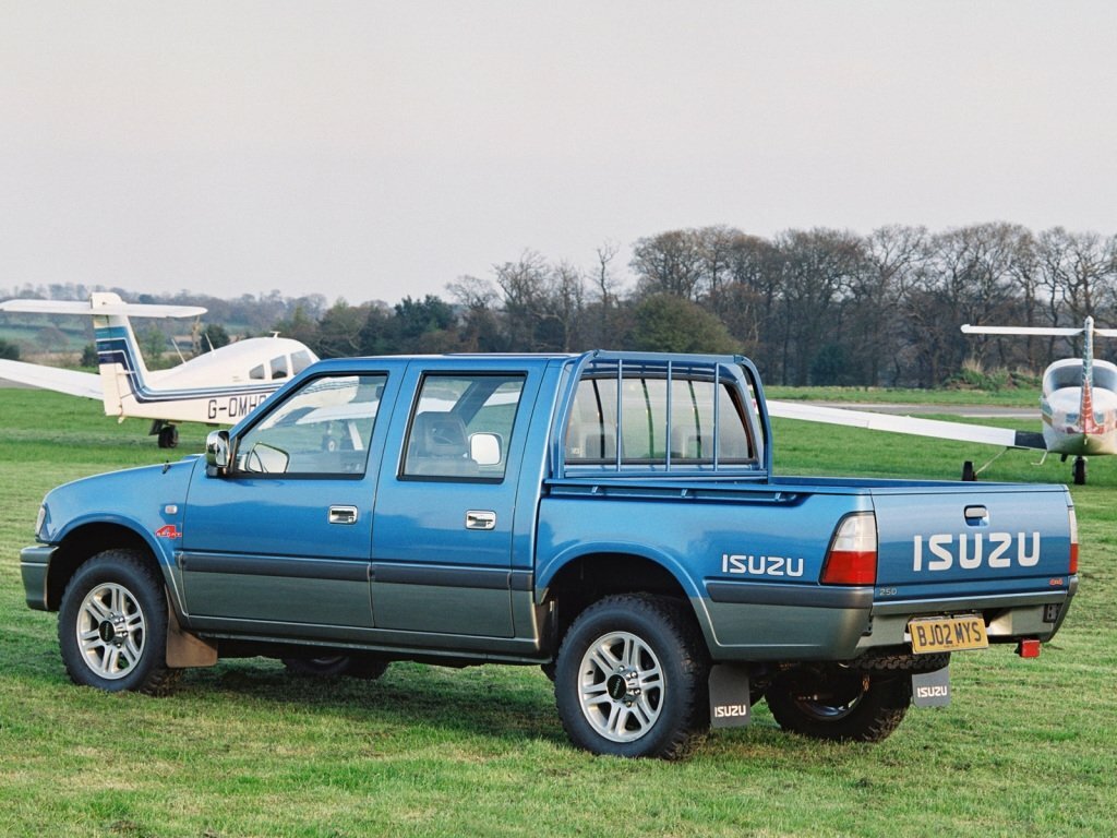 Isuzu KB III (TF), 1990, фото 3