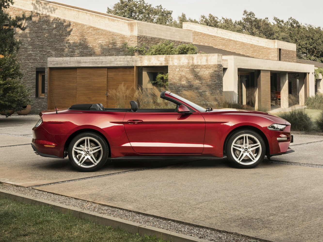 Ford Mustang VI Рестайлинг, 2023, фото 8