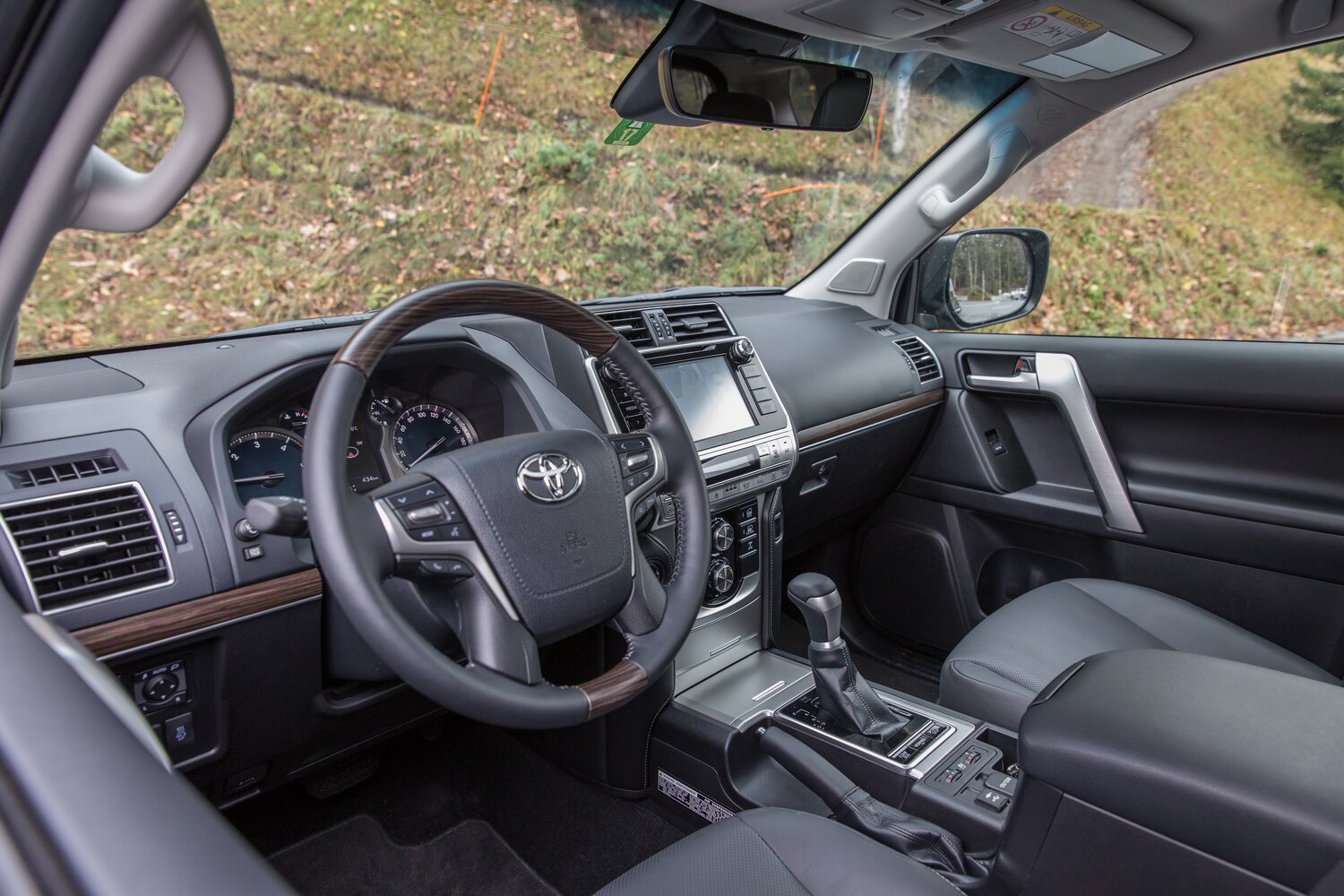 Toyota Land Cruiser Prado 150 Series Рестайлинг 2, 2020, фото 35