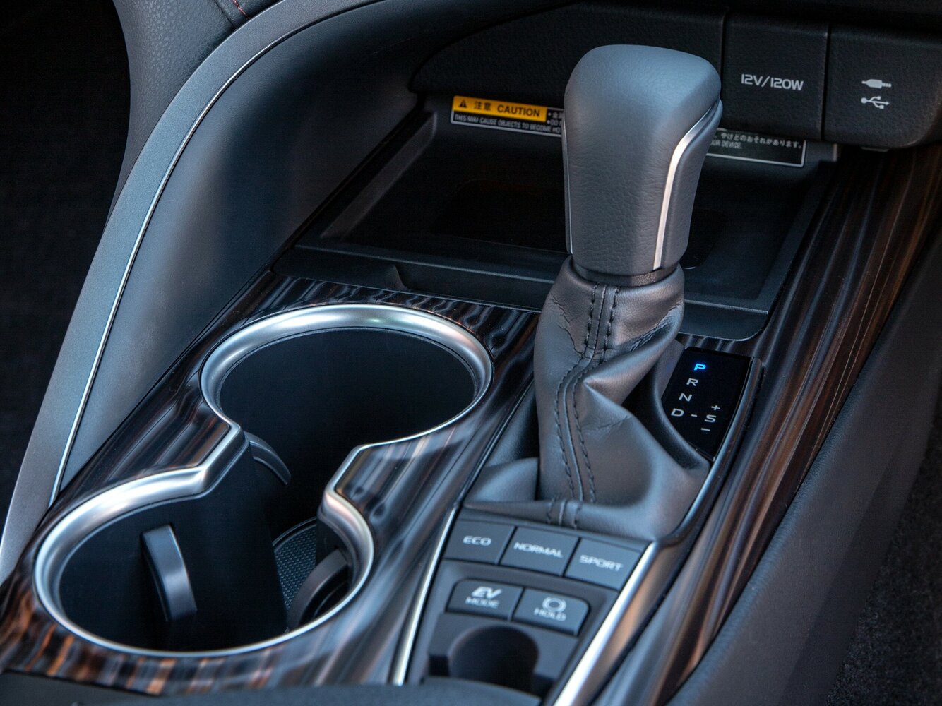 Daihatsu Altis V, 2017, фото 12
