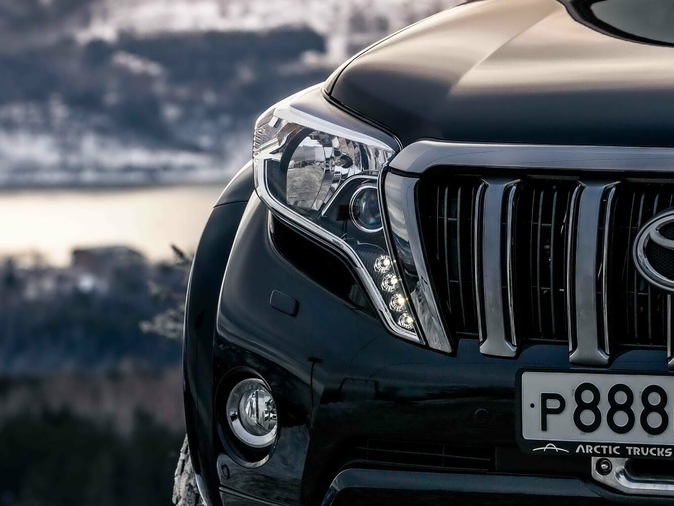 Toyota Land Cruiser Prado 150 Series Рестайлинг 1, 2015, фото 3