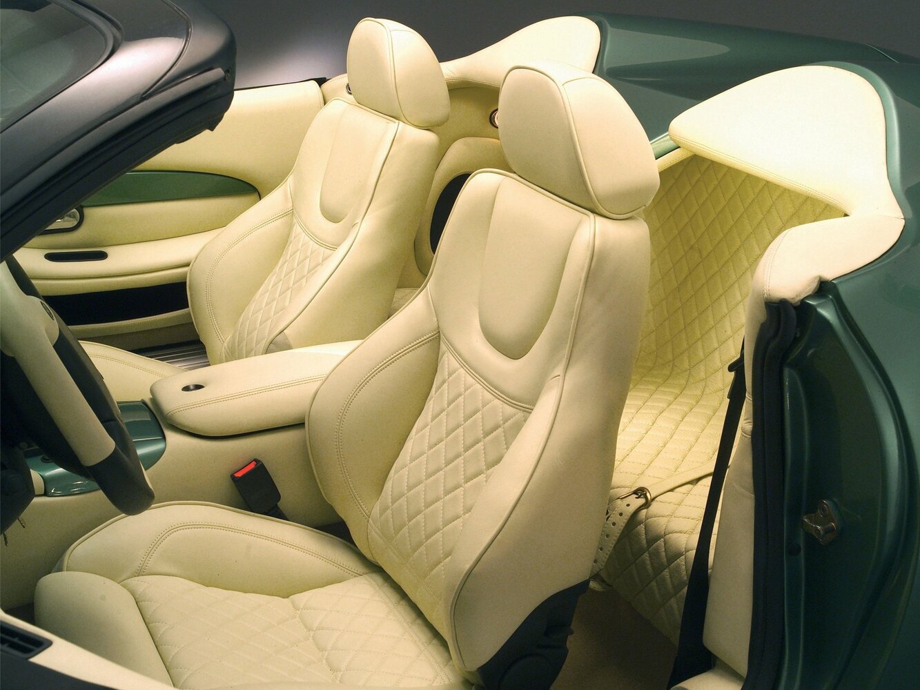 Aston Martin DB AR1, 2004, фото 6