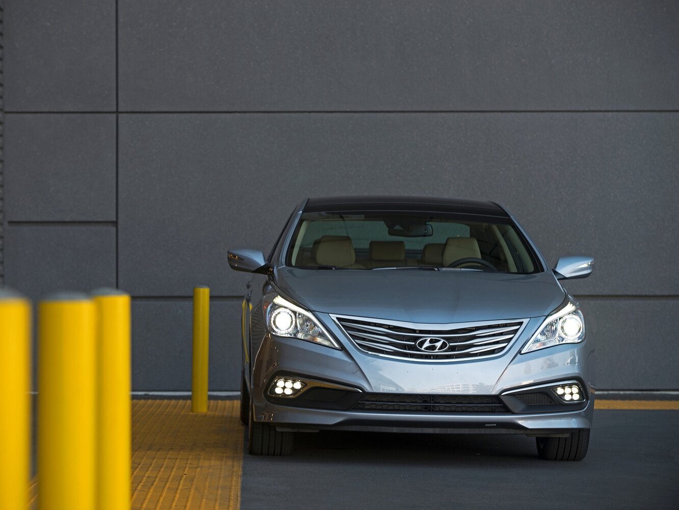 Hyundai Azera II Рестайлинг, 2016, фото 3