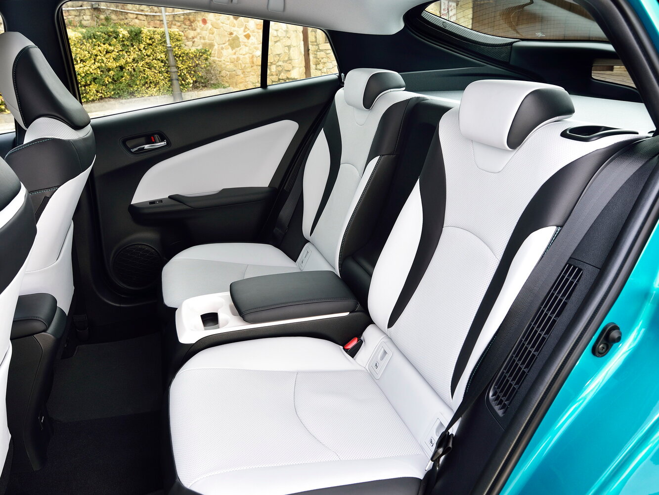 Toyota Prius IV (XW50), 2017, фото 16
