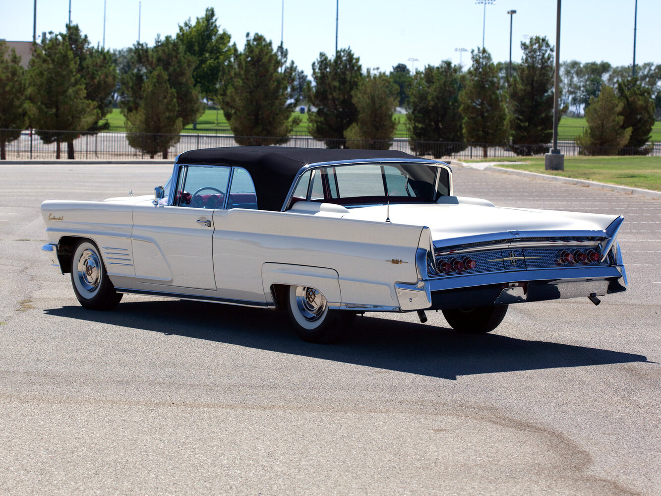 Lincoln Continental III (Mark V), 1959, фото 8