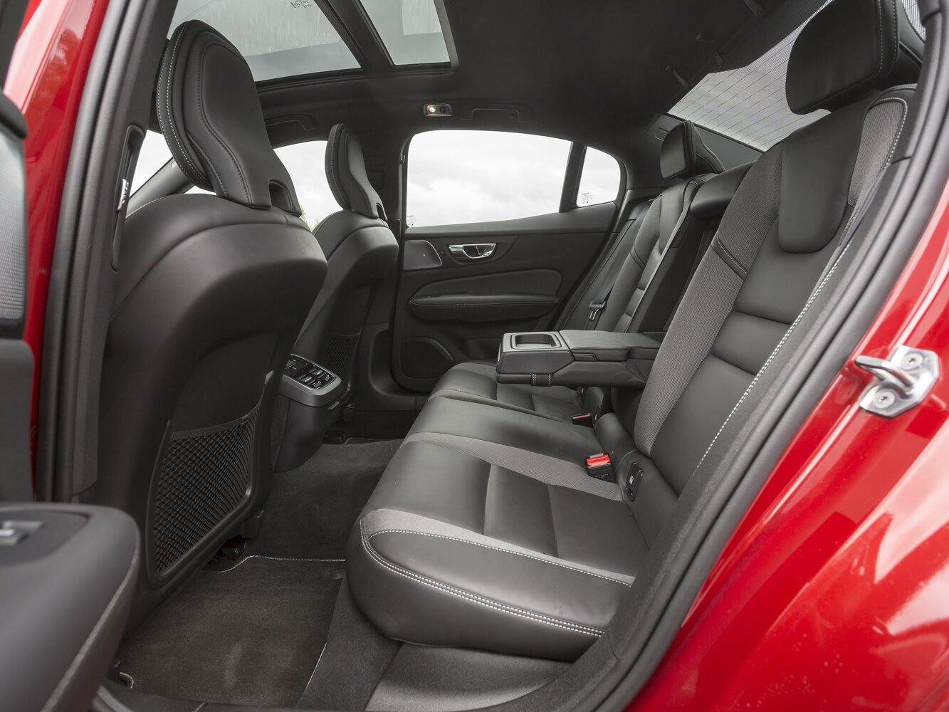 Volvo S60 III, 2022, фото 18