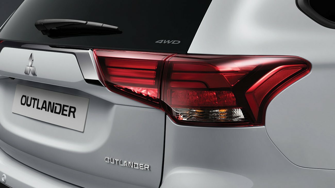Mitsubishi Outlander III Рестайлинг 3, 2021, фото 3