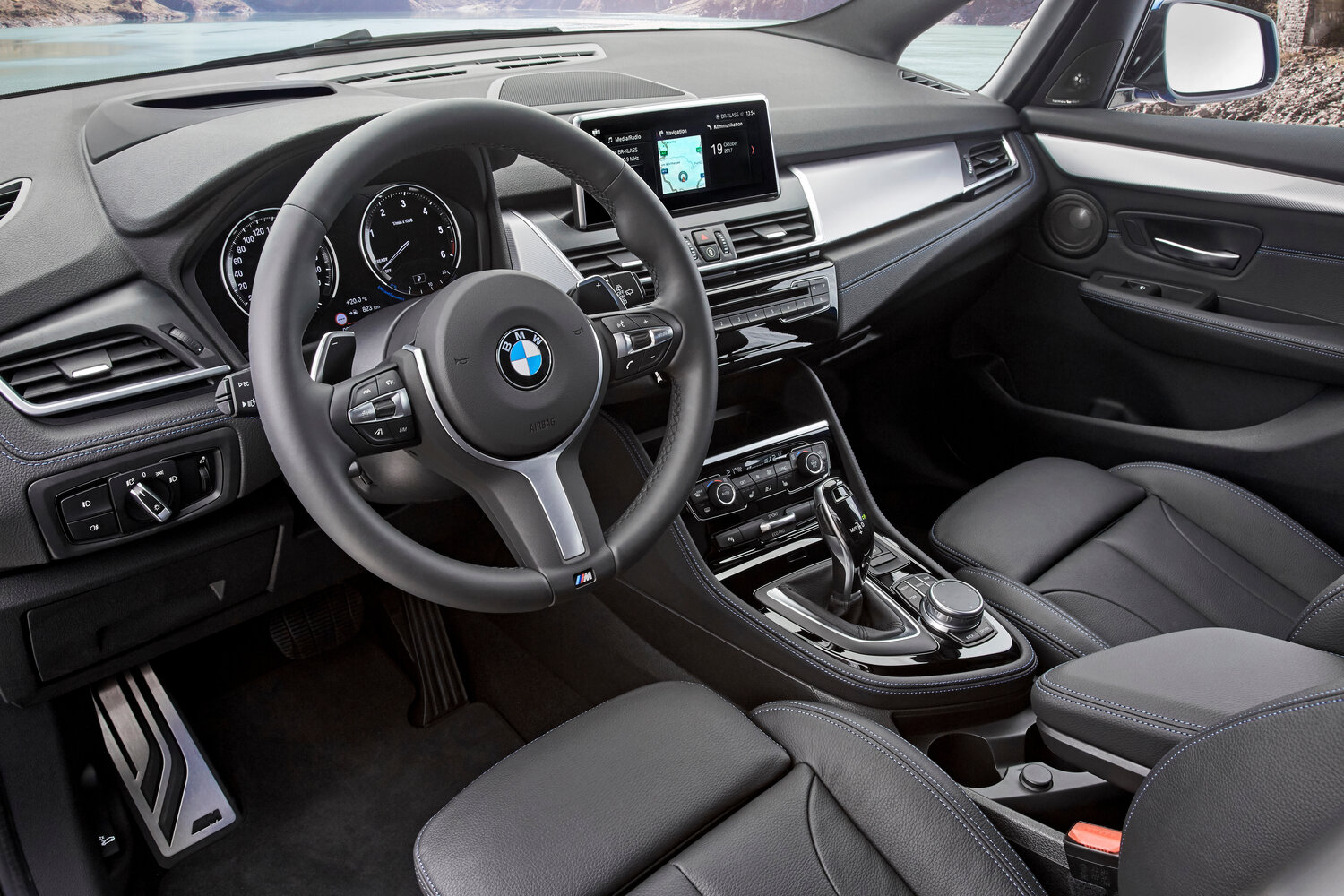 BMW 2 series Gran Tourer F46 Рестайлинг, 2022, фото 11
